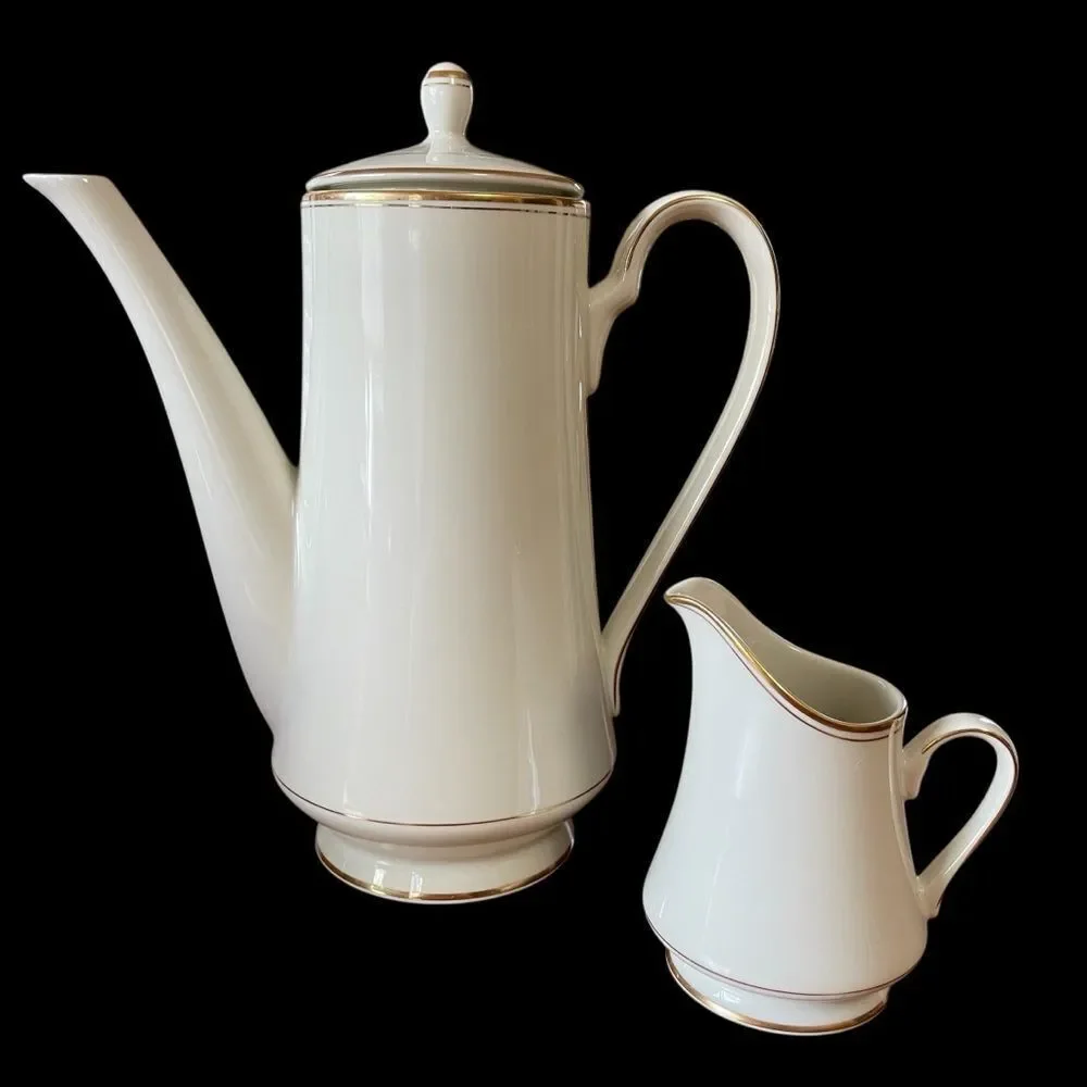Mikasa Trousdale L2801 Ivory China Pitcher Cream Coffee & Tea Set Ivory and Gold